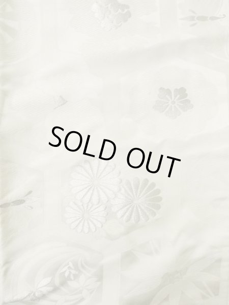 Photo6: L1124B Used Japanese women  Off White UCHIKAKE Wedding / Silk. Chrysanthemum,   (Grade D) (6)