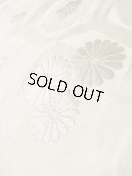 Photo12: L1124B Used Japanese women  Off White UCHIKAKE Wedding / Silk. Chrysanthemum,   (Grade D) (12)
