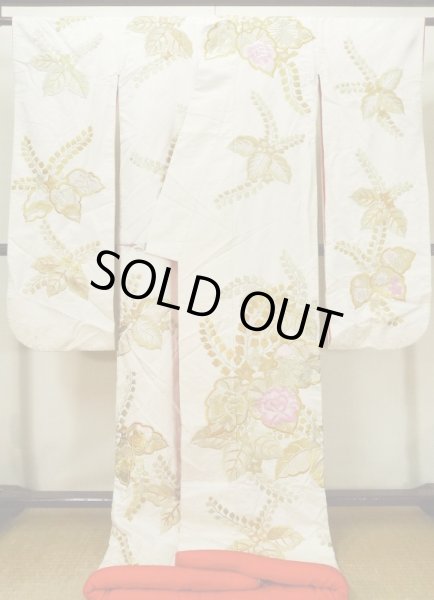 Photo3: L1124C Used Japanese women  Off White UCHIKAKE Wedding / Silk. Peony,   (Grade B) (3)