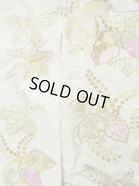 Photo5: L1124C Used Japanese women  Off White UCHIKAKE Wedding / Silk. Peony,   (Grade B) (5)