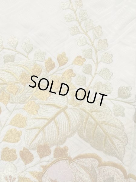 Photo10: L1124C Used Japanese women  Off White UCHIKAKE Wedding / Silk. Peony,   (Grade B) (10)