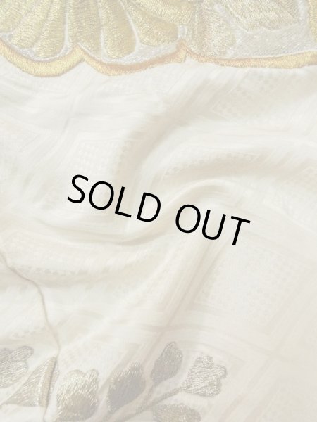 Photo17: L1124C Used Japanese women  Off White UCHIKAKE Wedding / Silk. Peony,   (Grade B) (17)