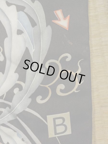 Photo24: L1124E Used Japanese women  Black UCHIKAKE Wedding / Silk. Phoenix,   (Grade D) (24)