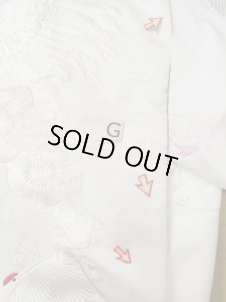 Photo23: L1124F Used Japanese women  White UCHIKAKE Wedding / Synthetic. UME plum bloom,   (Grade C) (23)