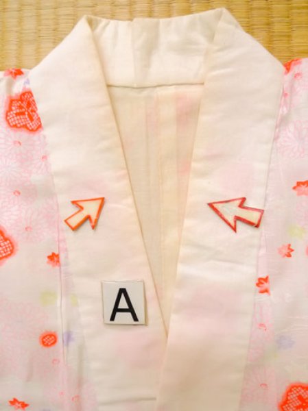 Photo14: M0110A Used Japanese women  White JUBAN undergarment / Mousseline. Chrysanthemum,   (Grade D) (14)