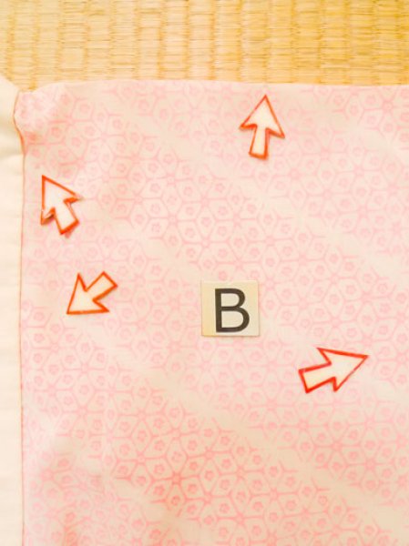 Photo13: M0110J Used Japanese women  Pink JUBAN undergarment / Mousseline. Geometrical pattern,   (Grade D) (13)