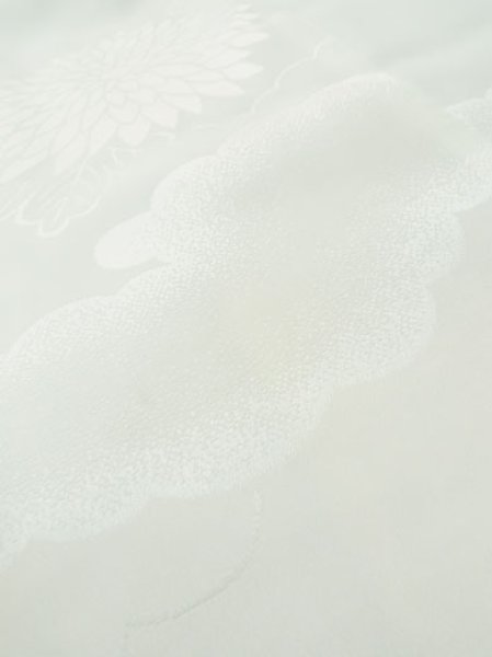 Photo11: M0111C Used Japanese women  White JUBAN undergarment / Synthetic.    (Grade C) (11)