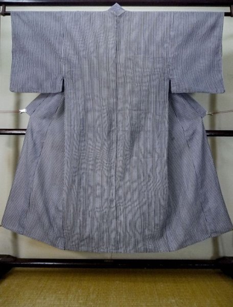 Photo1: M0207M Used Japanese men  Indigo Blue Men's Yukata / Cotton. Stripes   (Grade C) (1)