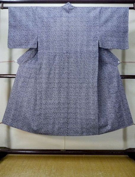 Photo1: M0207O Used Japanese men  Light Blue Men's Yukata / Cotton. Abstract pattern Inside lining is loosed.  (Grade D) (1)