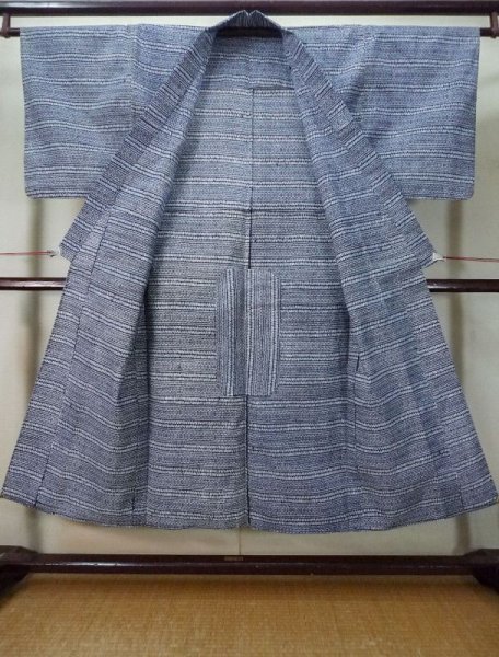 Photo2: M0207R Used Japanese men  Indigo Blue Men's Yukata / Cotton. Abstract pattern   (Grade C) (2)