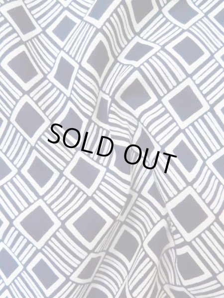 Photo9: Mint M0214B Used Japanese men  White Men's Yukata / Cotton. Geometrical pattern,   (Grade A) (9)