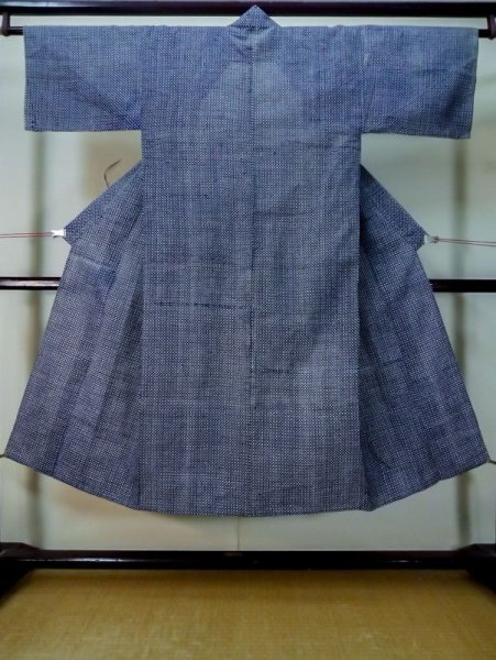 Photo1: M0214C Used Japanese men  Indigo Blue Men's Yukata / Cotton. Abstract pattern tight-fitting sleeves  (Grade C) (1)