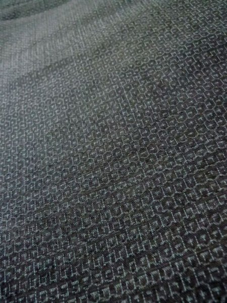 Photo7: Mint M0214I Used Japanese men Brownish Black Men's Kimono / Linen. Tortoise-shell pattern(Hexagonal pattern)   (Grade A) (7)