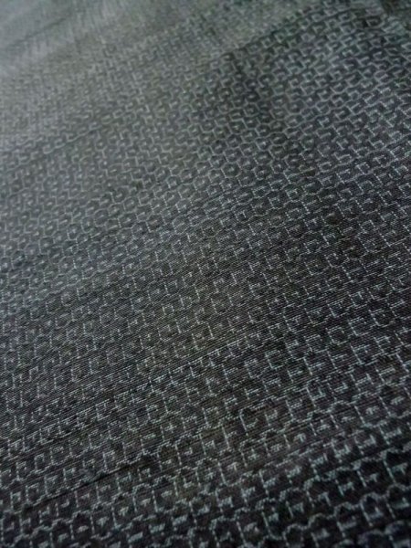 Photo8: Mint M0214I Used Japanese men Brownish Black Men's Kimono / Linen. Tortoise-shell pattern(Hexagonal pattern)   (Grade A) (8)