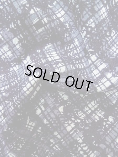 Photo10: M0301C Used Japanese women  Blue YUKATA summer(made in Japan) / Cotton. Abstract pattern   (Grade B) (10)