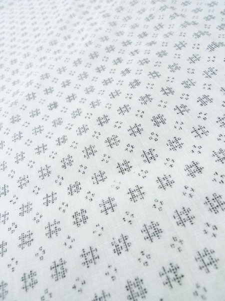 Photo8: M0301J Used Japanese men  White Men's Yukata / Linen. Abstract pattern   (Grade B) (8)