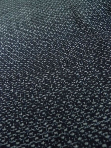 Photo7: M0301X Used Japanese menPale Dark Blue Men's Kimono / Silk. Abstract pattern   (Grade D) (7)