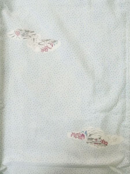 Photo4: M0307B Used Japanese women  White KOMON dyed / Silk. Chrysanthemum,   (Grade C) (4)