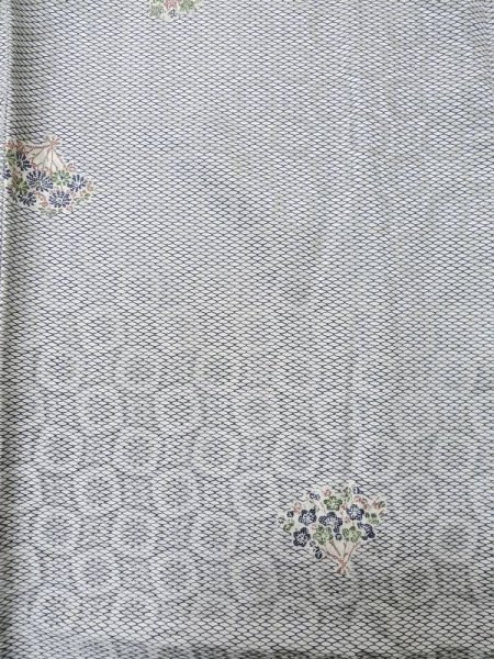 Photo3: M0307D Used Japanese women  White KOMON dyed / Silk. Chrysanthemum,   (Grade C) (3)
