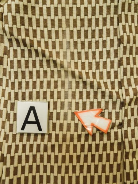 Photo12: M0307J Used Japanese women  Beige KOMON dyed / Silk. Geometrical pattern   (Grade B) (12)