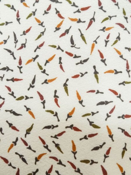 Photo6: M0307K Used Japanese women  Off White KOMON dyed / Silk.  chili petter pattern  (Grade C) (6)