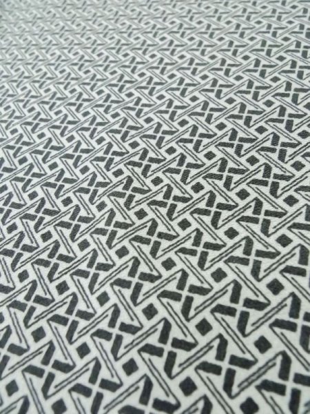 Photo7: Mint M0307T Used Japanese women  Black KOMON dyed / Silk. Abstract pattern,   (Grade A) (7)