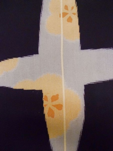 Photo5: M0308B Used Japanese women  Black KOMON dyed / Silk. Flower,   (Grade C) (5)