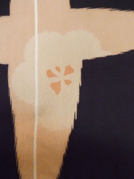 Photo7: M0308B Used Japanese women  Black KOMON dyed / Silk. Flower,   (Grade C) (7)