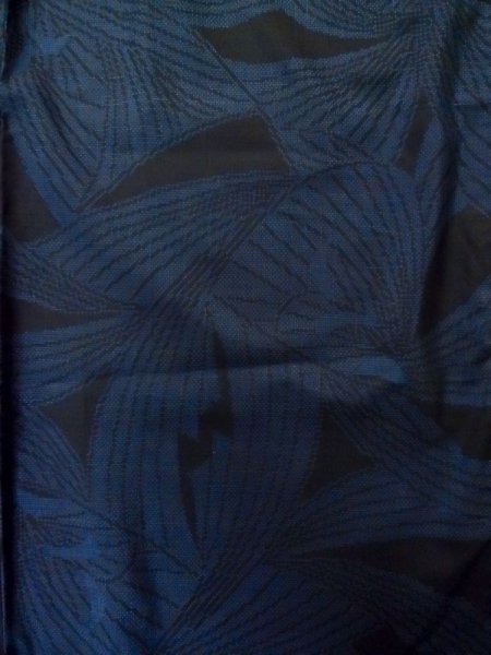 Photo4: M0315A Used Japanese womenPale Dark Blue OSHIMA TSUMGI pongee / Silk. Abstract pattern   (Grade C) (4)