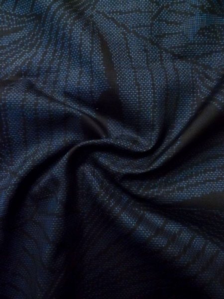 Photo12: M0315A Used Japanese womenPale Dark Blue OSHIMA TSUMGI pongee / Silk. Abstract pattern   (Grade C) (12)