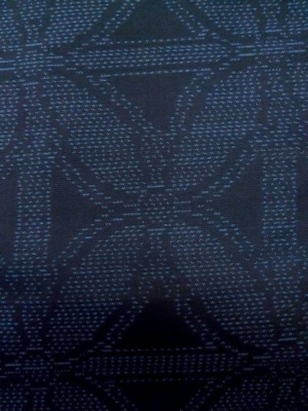 Photo6: M0315E Used Japanese women  Navy Blue OSHIMA TSUMGI pongee / Silk. Crossed circles   (Grade B) (6)