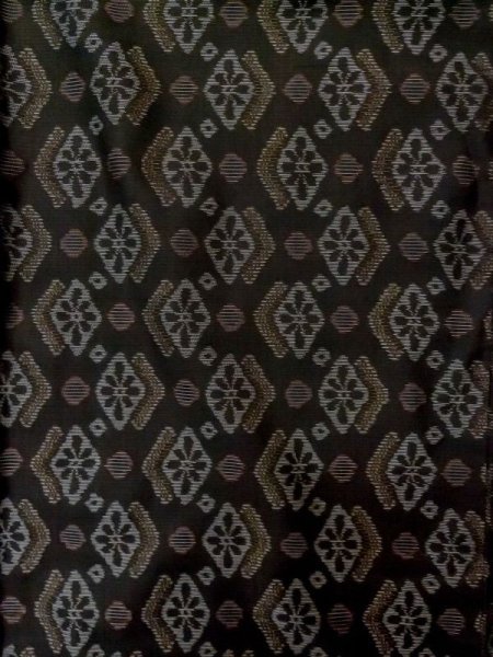 Photo3: M0315K Used Japanese women  Yellowish Green MURAYAMA OSHIMA TSUMUGI pongee / Silk. Abstract pattern   (Grade D) (3)