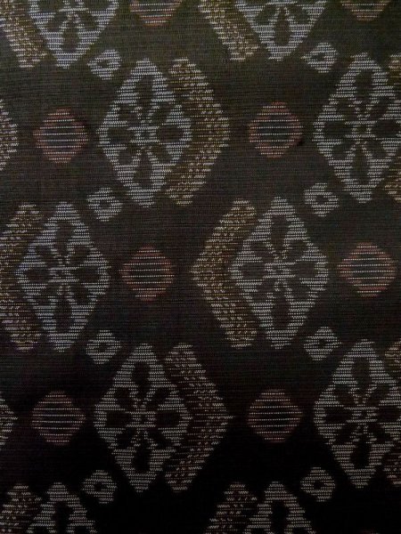 Photo5: M0315K Used Japanese women  Yellowish Green MURAYAMA OSHIMA TSUMUGI pongee / Silk. Abstract pattern   (Grade D) (5)