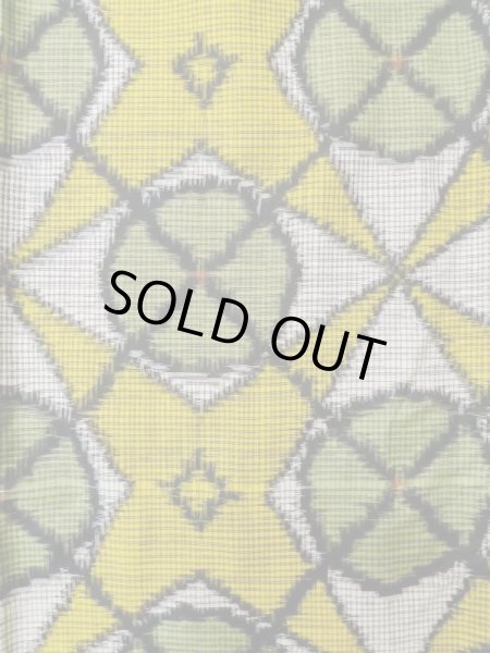 Photo4: M0315O Used Japanese women  Yellowish Green TSUMUGI pongee / Silk. Geometrical pattern,   (Grade B) (4)