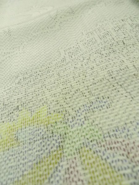 Photo10: M0315Z Used Japanese womenPale Light Yellowish Green TSUMUGI pongee / Silk. Flower,   (Grade C) (10)