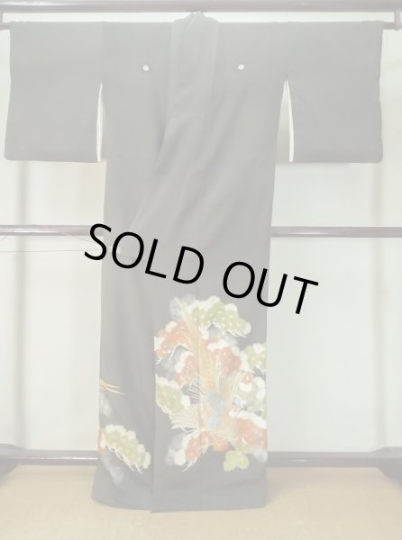 Photo3: M0328A Used Japanese women  Black TOMESODE formal / Silk. Pine tree/branch/needle,   (Grade C) (3)