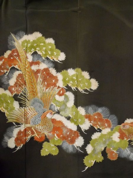 Photo5: M0328A Used Japanese women  Black TOMESODE formal / Silk. Pine tree/branch/needle,   (Grade C) (5)