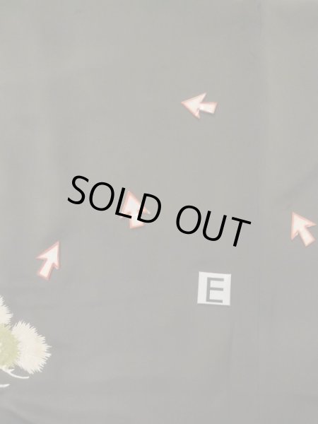 Photo22: M0328A Used Japanese women  Black TOMESODE formal / Silk. Pine tree/branch/needle,   (Grade C) (22)