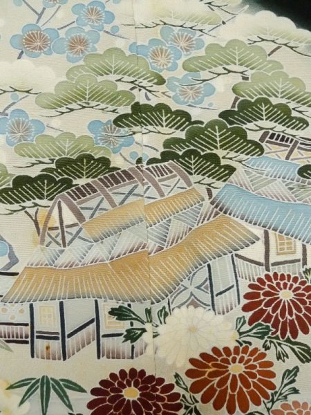 Photo8: M0328B Used Japanese women  Black TOMESODE formal / Silk. Chrysanthemum,   (Grade C) (8)