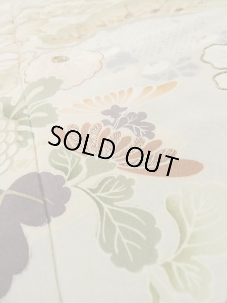 Photo14: M0328F Used Japanese women  Black TOMESODE formal / Silk. Peony, dyed in various black colours  (Grade C) (14)