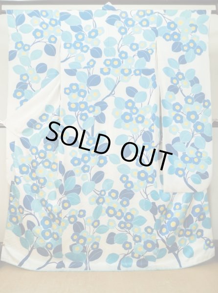 Photo1: M0328J Used Japanese women  White FURISODE long-sleeved / Silk. Flower   (Grade C) (1)