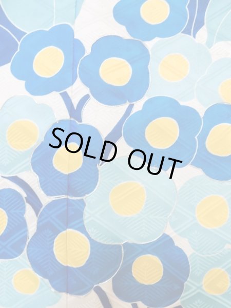 Photo7: M0328J Used Japanese women  White FURISODE long-sleeved / Silk. Flower   (Grade C) (7)