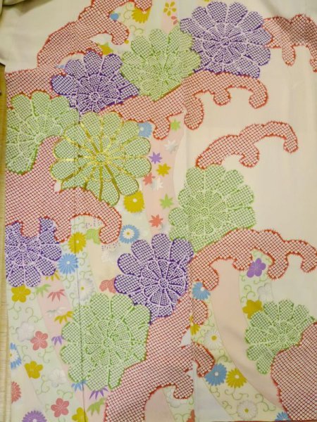 Photo5: M0328K Used Japanese women Pale Beige FURISODE long-sleeved / Silk. Peony,   (Grade C) (5)