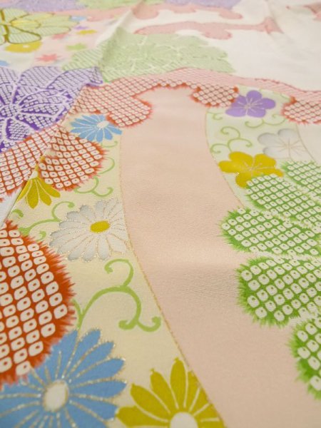 Photo11: M0328K Used Japanese women Pale Beige FURISODE long-sleeved / Silk. Peony,   (Grade C) (11)