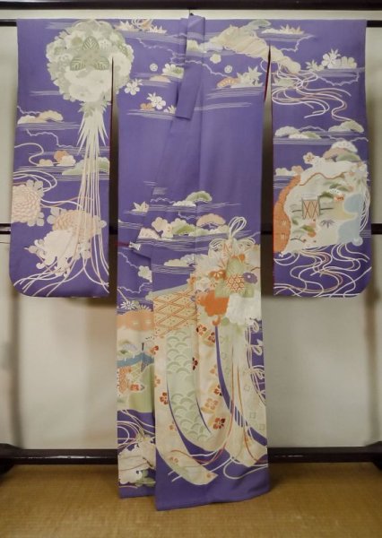Photo3: M0328L Used Japanese women Pale Ivory FURISODE long-sleeved / Silk. Flower,   (Grade D) (3)