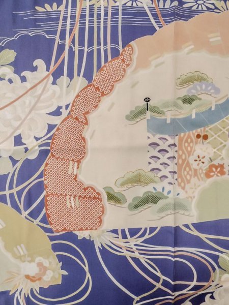 Photo14: M0328L Used Japanese women Pale Ivory FURISODE long-sleeved / Silk. Flower,   (Grade D) (14)