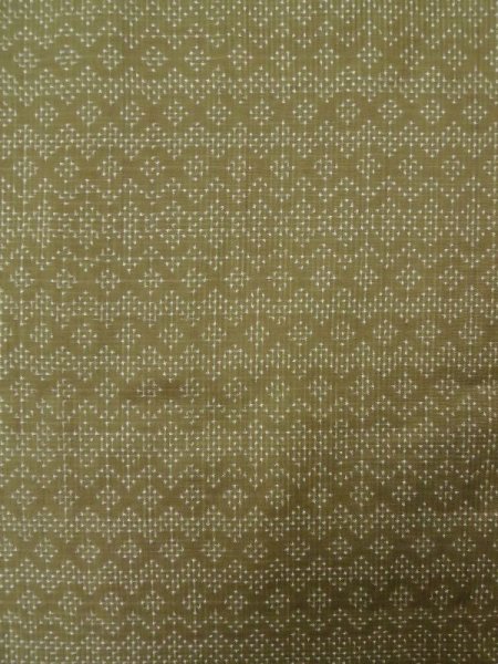 Photo4: M0328Y Used Japanese womenPale Dark Yellowish Green OSHIMA TSUMGI pongee / Silk. Geometrical pattern   (Grade C) (4)