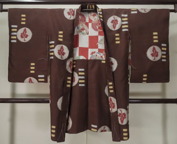 Photo2: M0329C Used Japanese women  Brown HAORI short jacket / Silk. Tree,   (Grade B) (2)