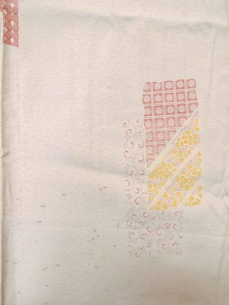 Photo3: M0329D Used Japanese women  Ivory HAORI short jacket / Silk. Flower,   (Grade C) (3)