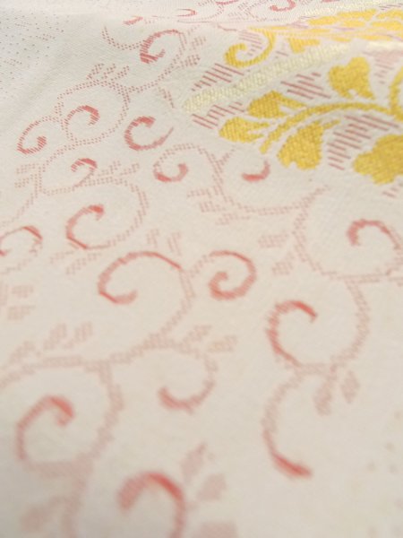 Photo10: M0329D Used Japanese women  Ivory HAORI short jacket / Silk. Flower,   (Grade C) (10)